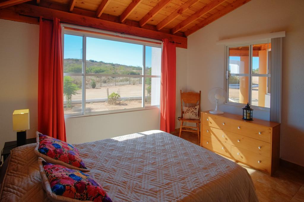 Гостевой дом Little Nest En Rancho El Rossinyol Валье-де-Гуадалупе Экстерьер фото